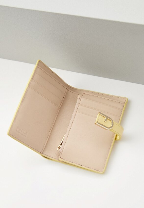 Кошелек Furla