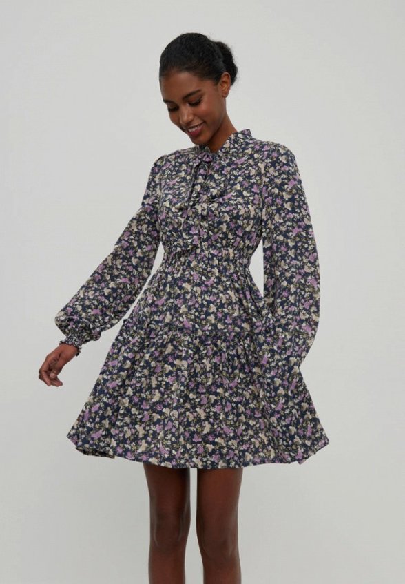 Платье Miederes