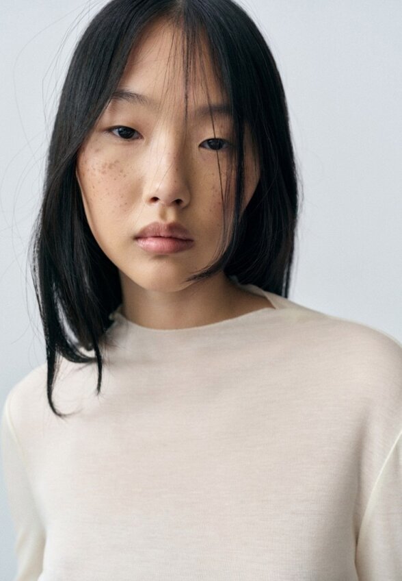 Лонгслив Mango