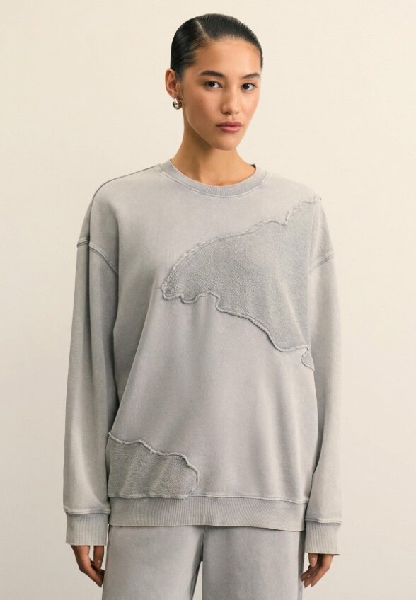 Свитшот Zarina