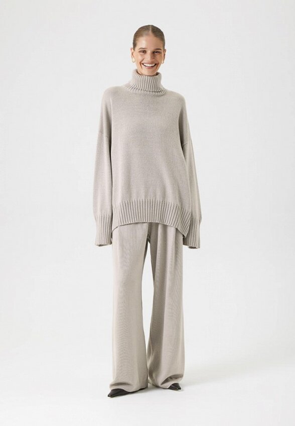 Свитер Patratskaya