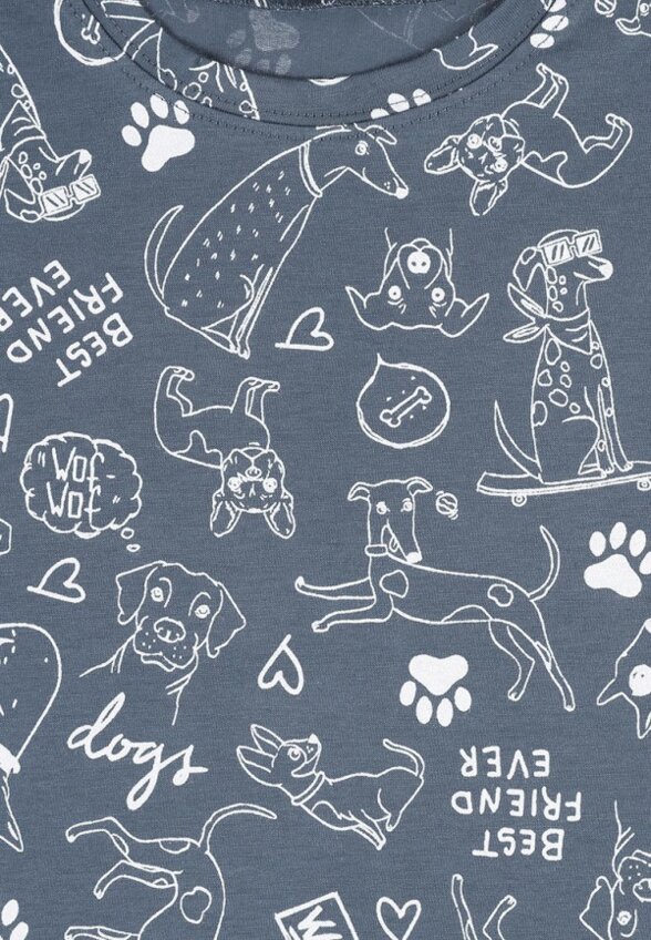 Футболка Апрель