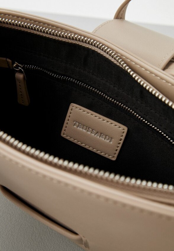 Сумка Trussardi