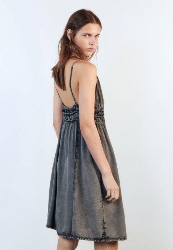 Сарафан Befree