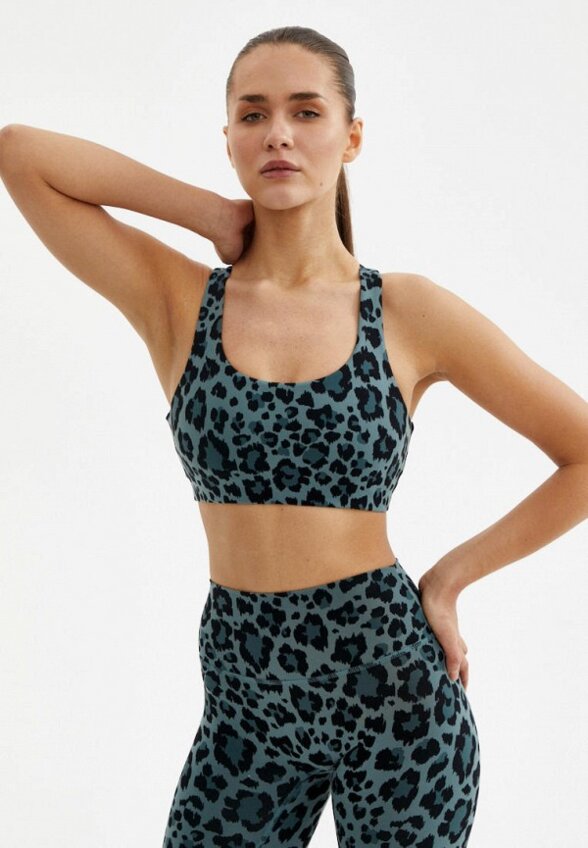 Топ спортивный Beself