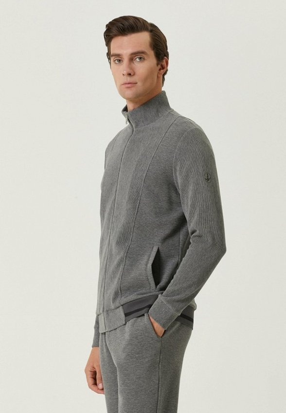 Олимпийка Club