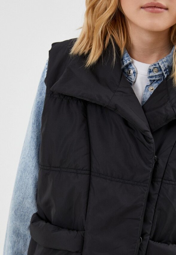 Жилет утепленный Abricot