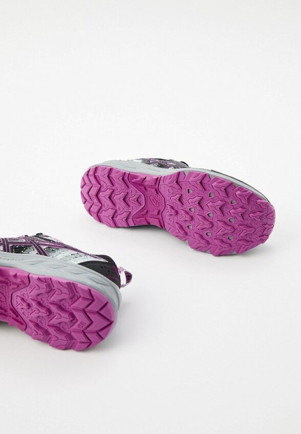 Кроссовки ASICS