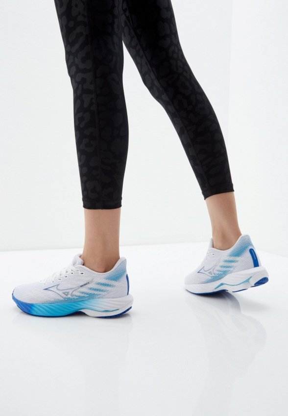 Кроссовки Mizuno