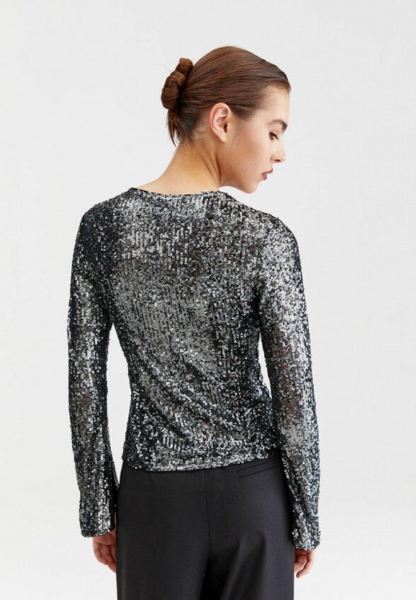 Лонгслив M.Reason