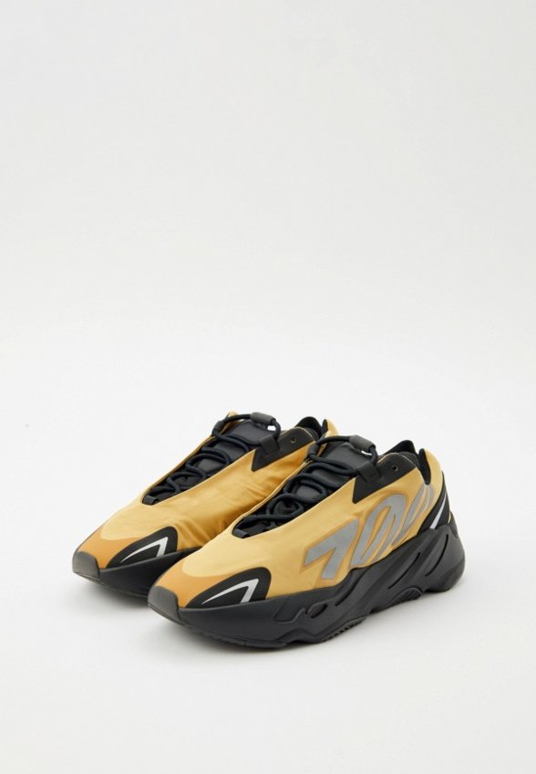 Кроссовки adidas YEEZY