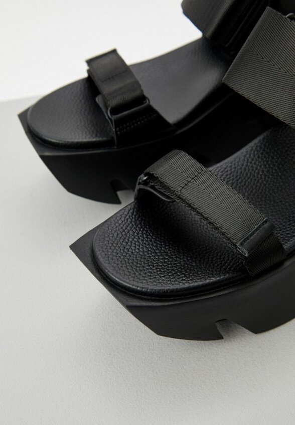 Босоножки United Nude