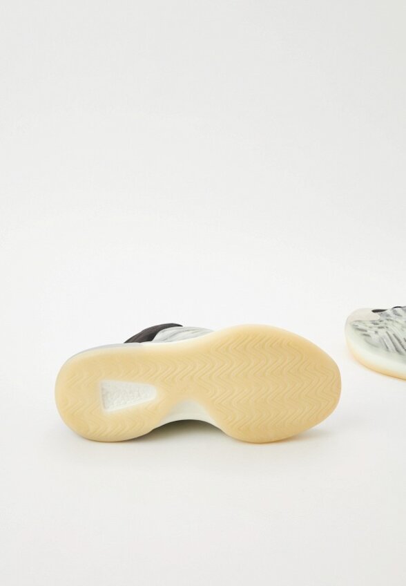 Кроссовки adidas YEEZY