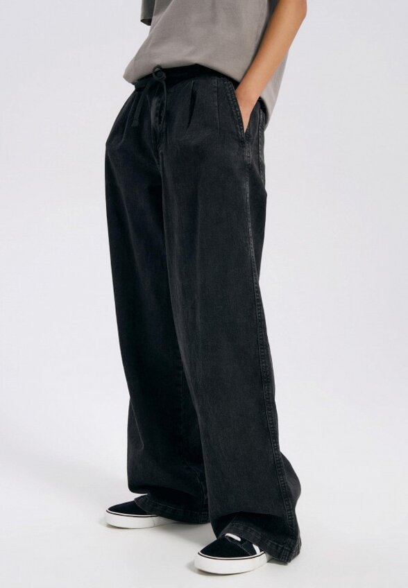 Джинсы Твое