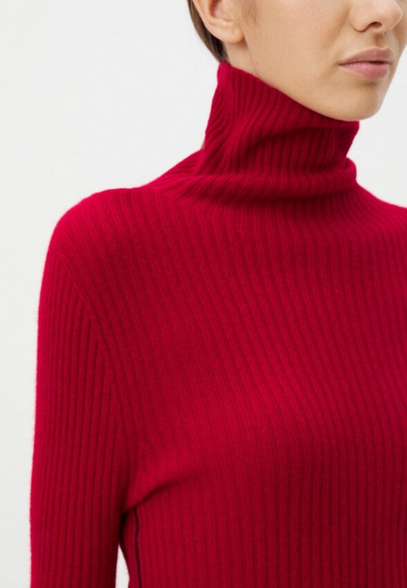 Водолазка Maison David