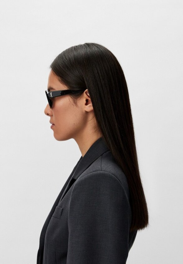 Очки солнцезащитные Saint Laurent