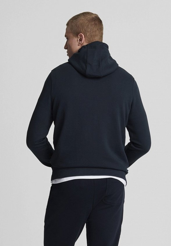 Худи Lyle & Scott