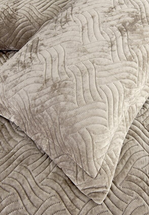 Комплект с покрывалом Sofi De Marko