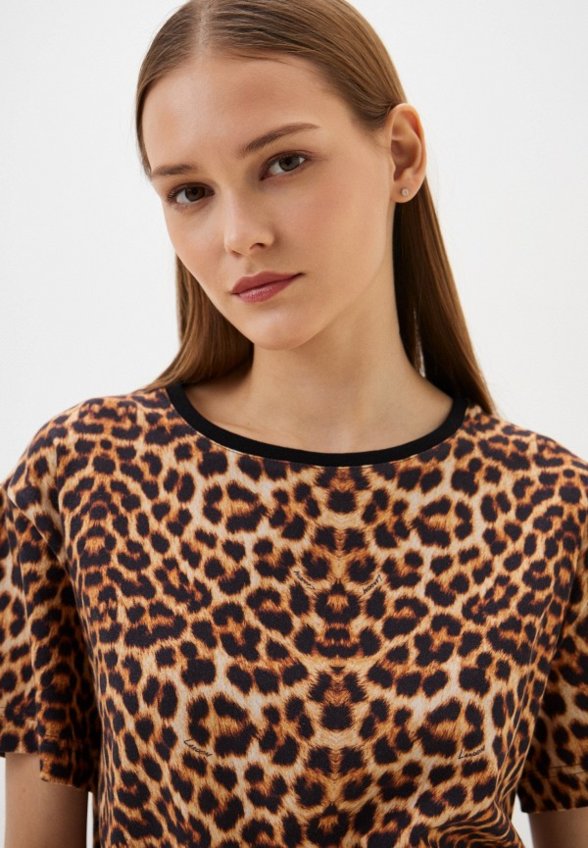 Футболка Laroom