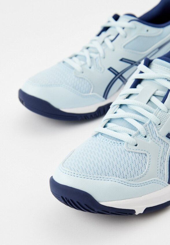 Кроссовки ASICS