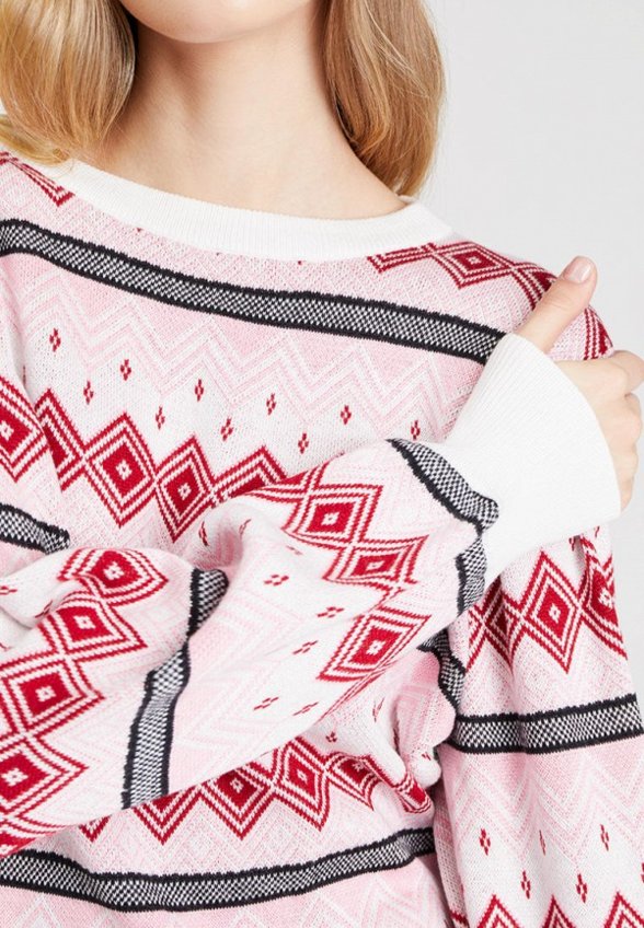 Джемпер To Be Blossom