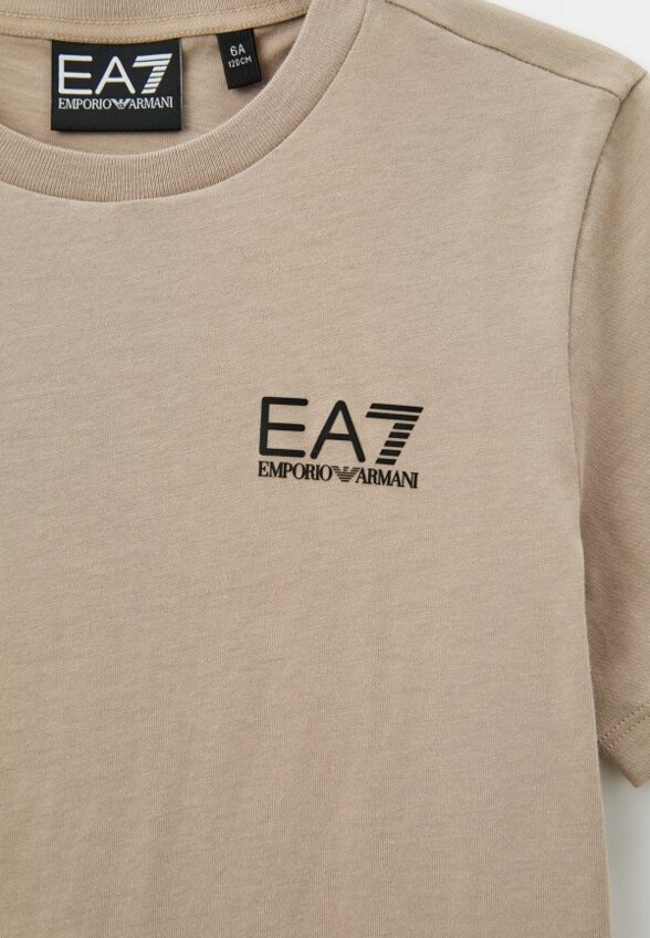 Футболка EA7