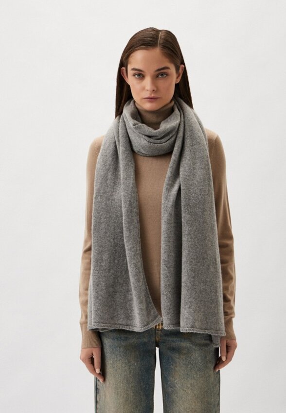 Палантин Falconeri