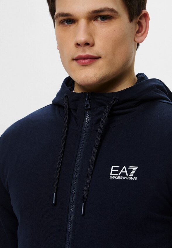 Толстовка EA7