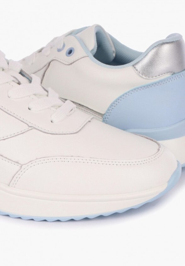 Кроссовки Quattrocomforto