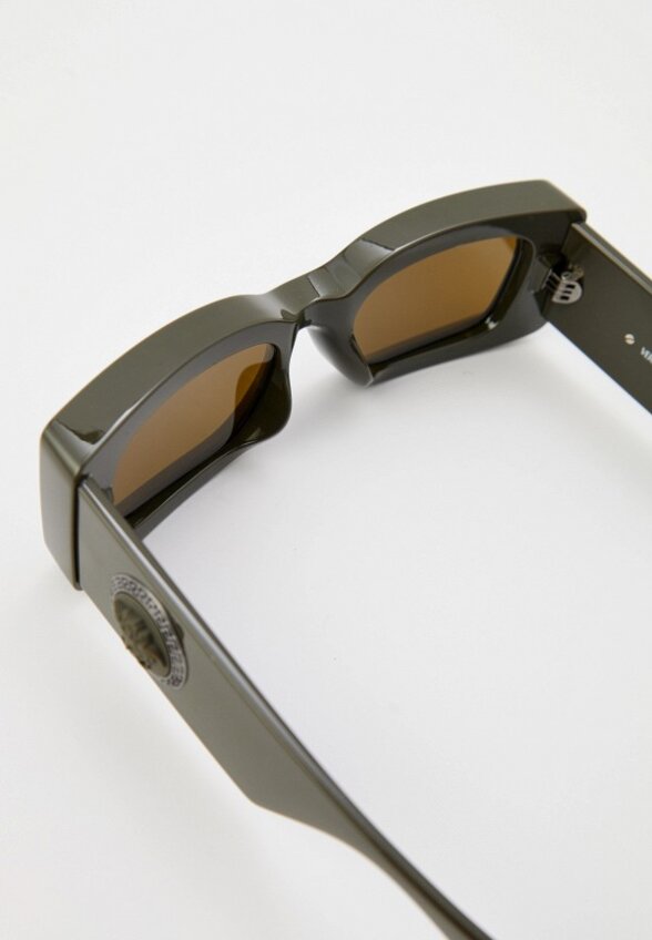 Очки солнцезащитные Versace