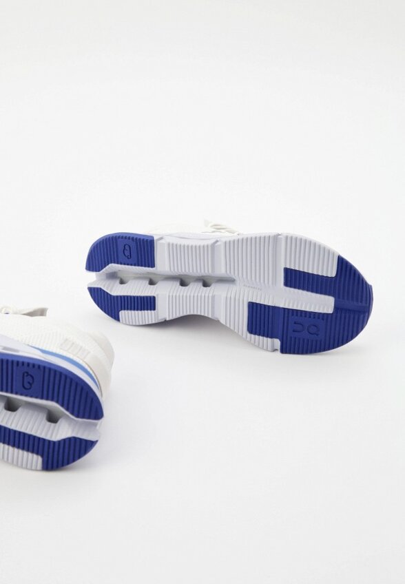 Кроссовки On