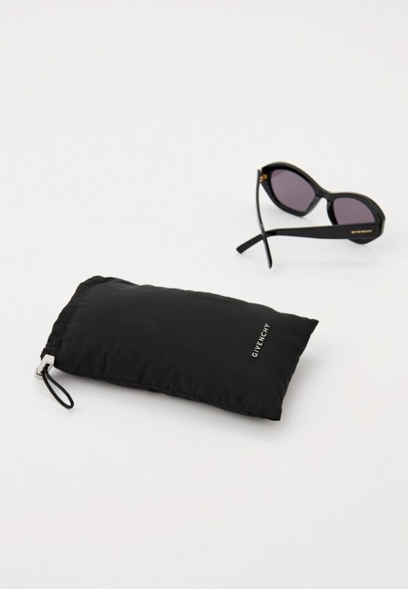 Очки солнцезащитные Givenchy