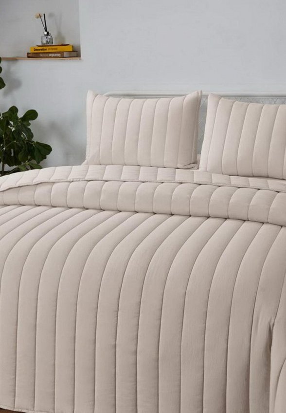 Комплект с покрывалом Sofi De Marko