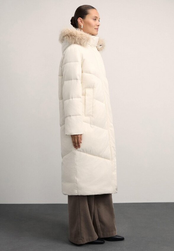 Пуховик Zarina