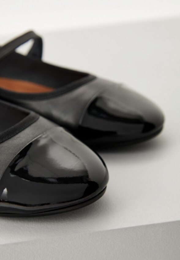 Балетки Jonak