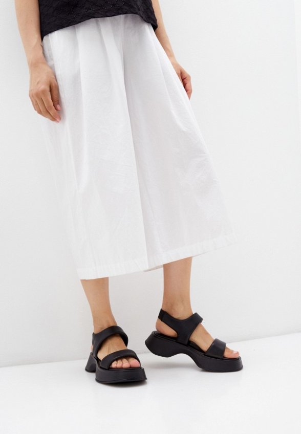 Босоножки Basconi