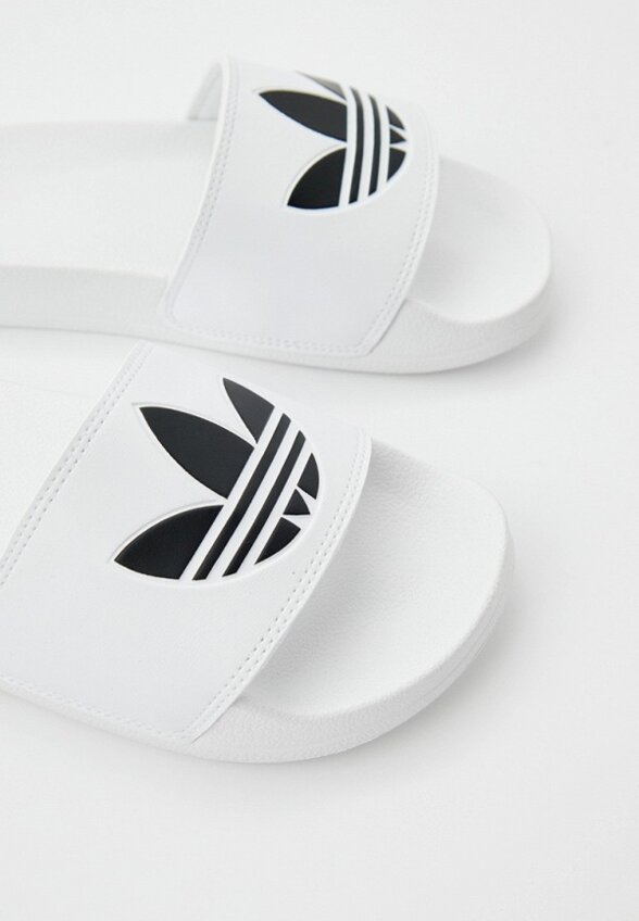 Сланцы adidas Originals