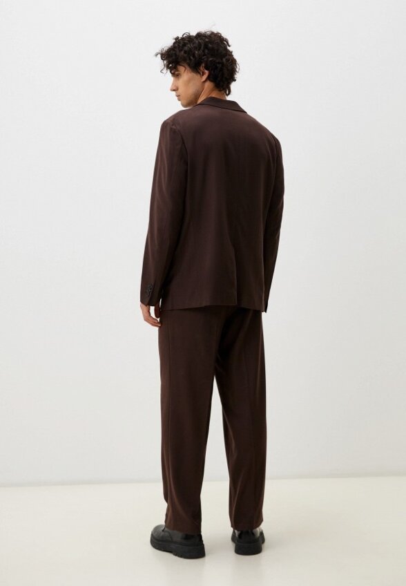 Костюм классический Qwentiny