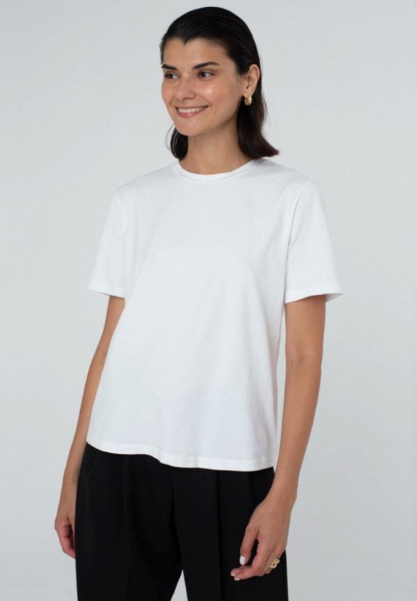 Футболка Basis