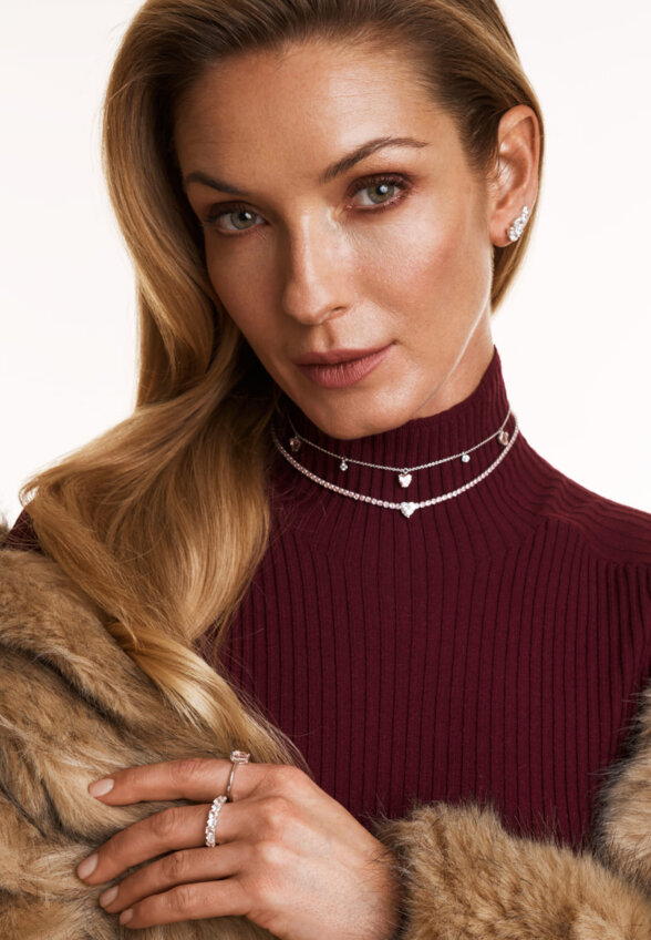 Теннисное серебряное колье-чокер Симона с фианитами MIE