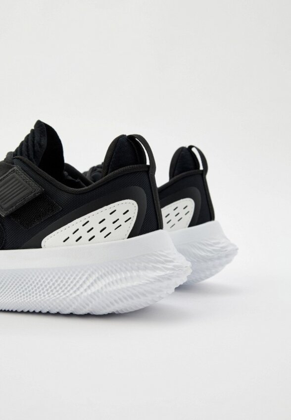 Кроссовки Under Armour