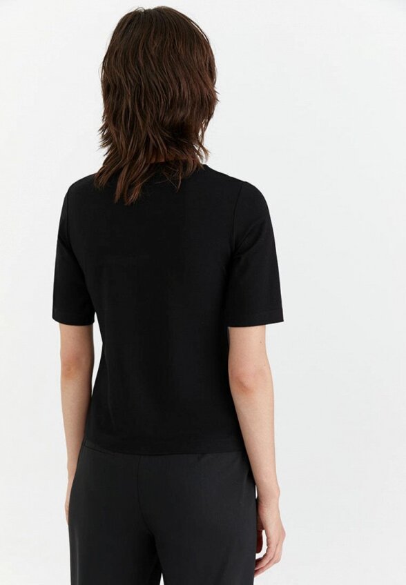 Футболка M.Reason