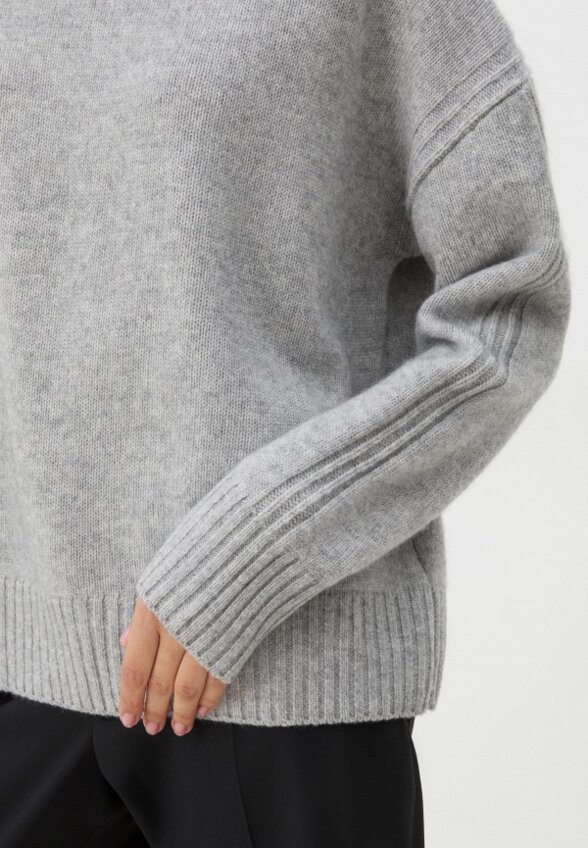 Свитер Maison David