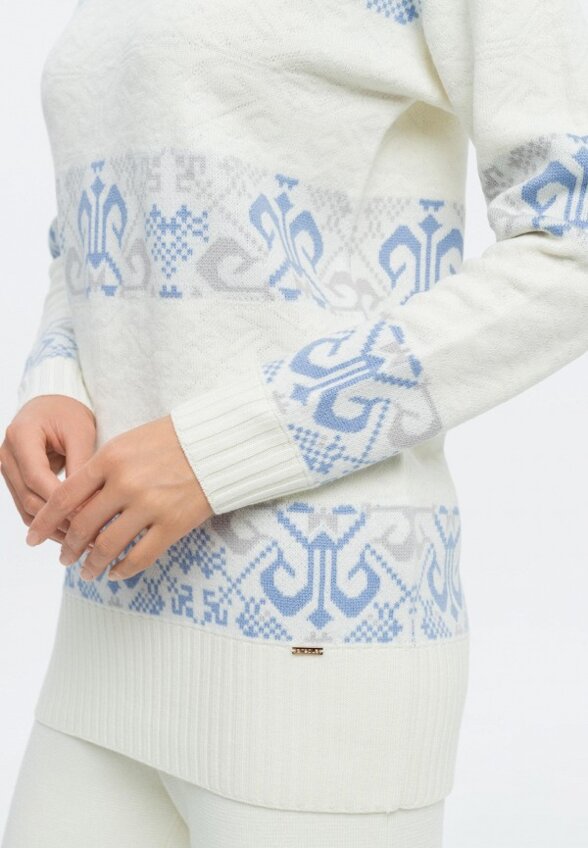 Свитер Ареола