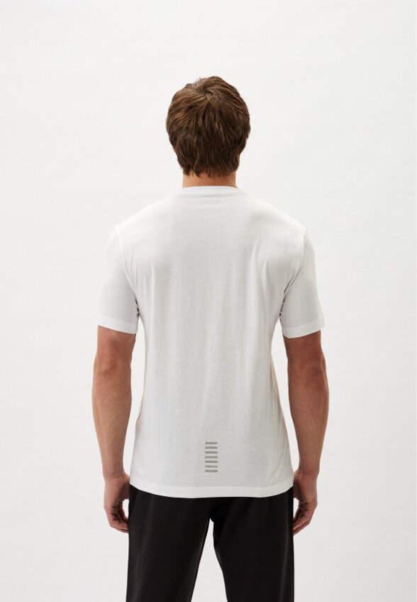 Футболка EA7