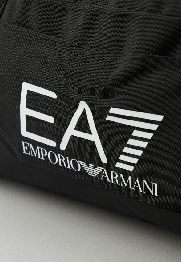 Сумка спортивная EA7