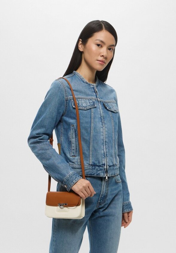 Сумка Trussardi