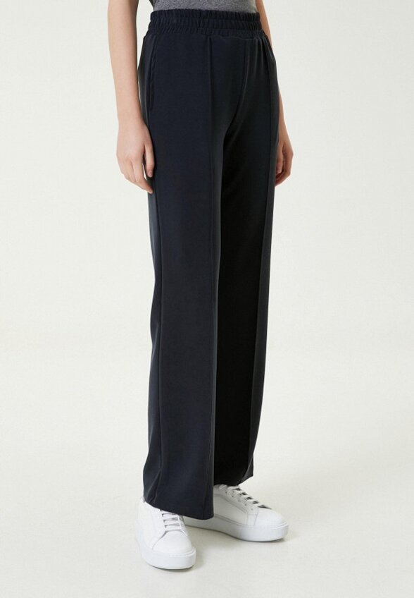 Брюки спортивные Club