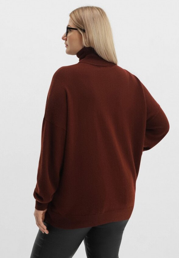 Водолазка Nominee