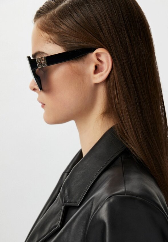 Очки солнцезащитные Hugo